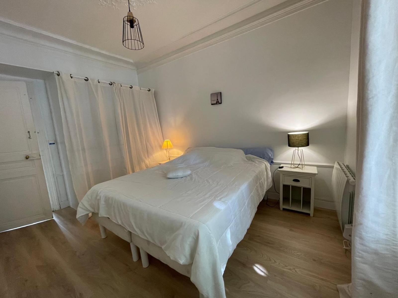 Boulogne 3 Pieces Avec Terrasse Appartement Buitenkant foto